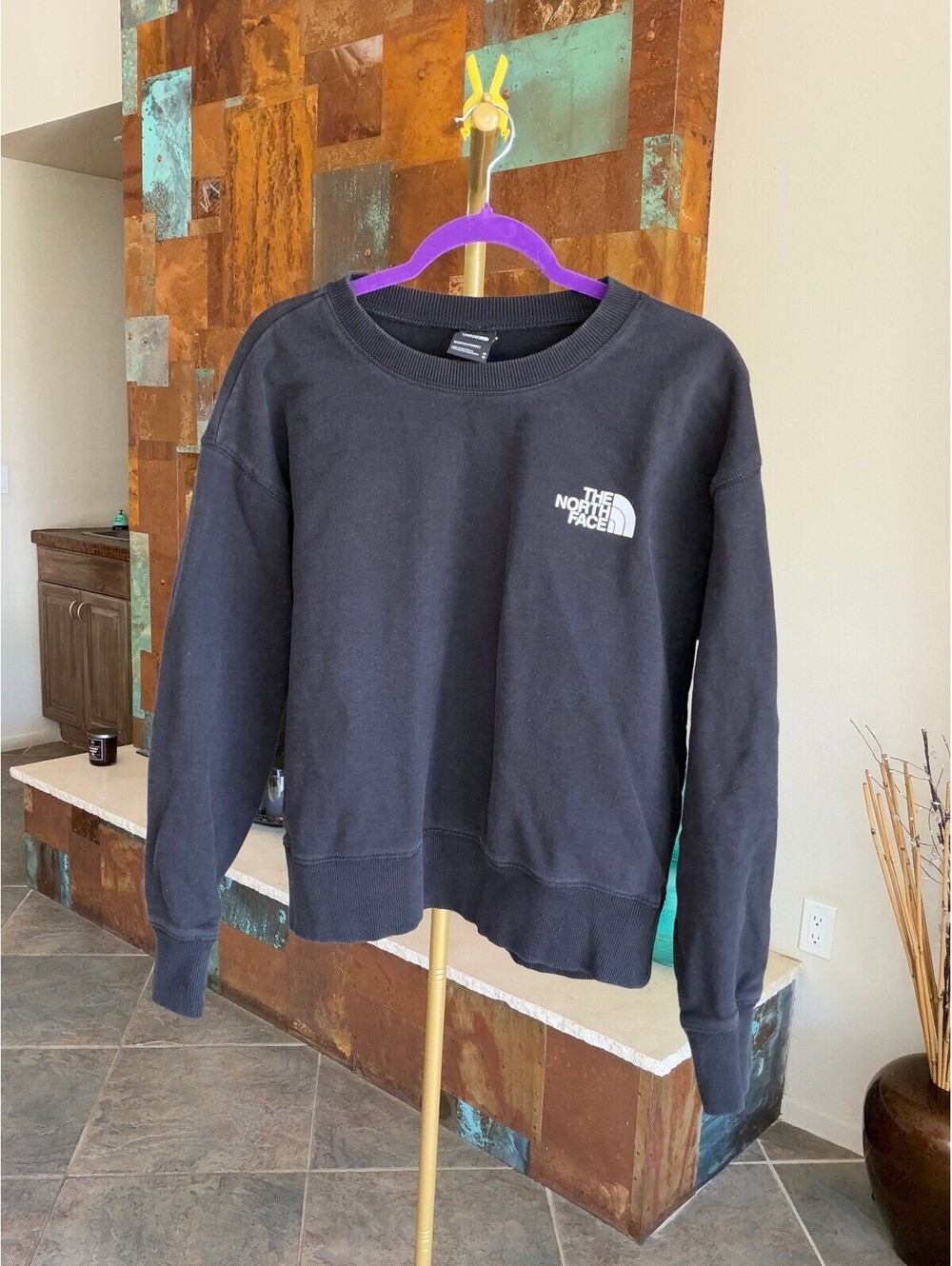 The North Face Black Sweatshirt Crewneck Pullover M